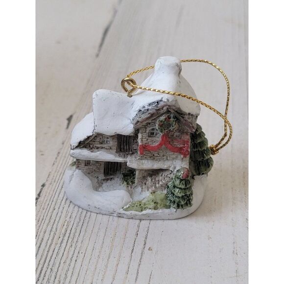 Mini Snowed house winter wreath pine tree ornament Xmas decor - Picture 1 of 6